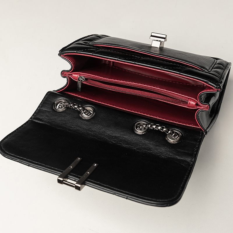 Classic Quilted Detail Square  - огляд і ціна Women Bags Ysl