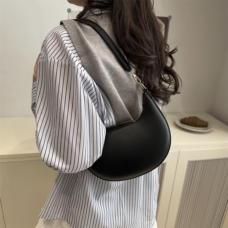 Synthetic Leather Handbag Shou - огляд і ціна Half Moon Crescent